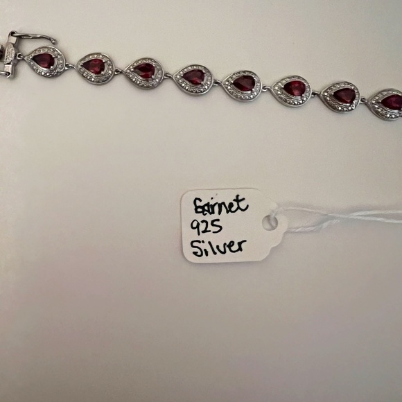 NWT .925 Sterling Silver Garnet Bracelet - Picture 7 of 7